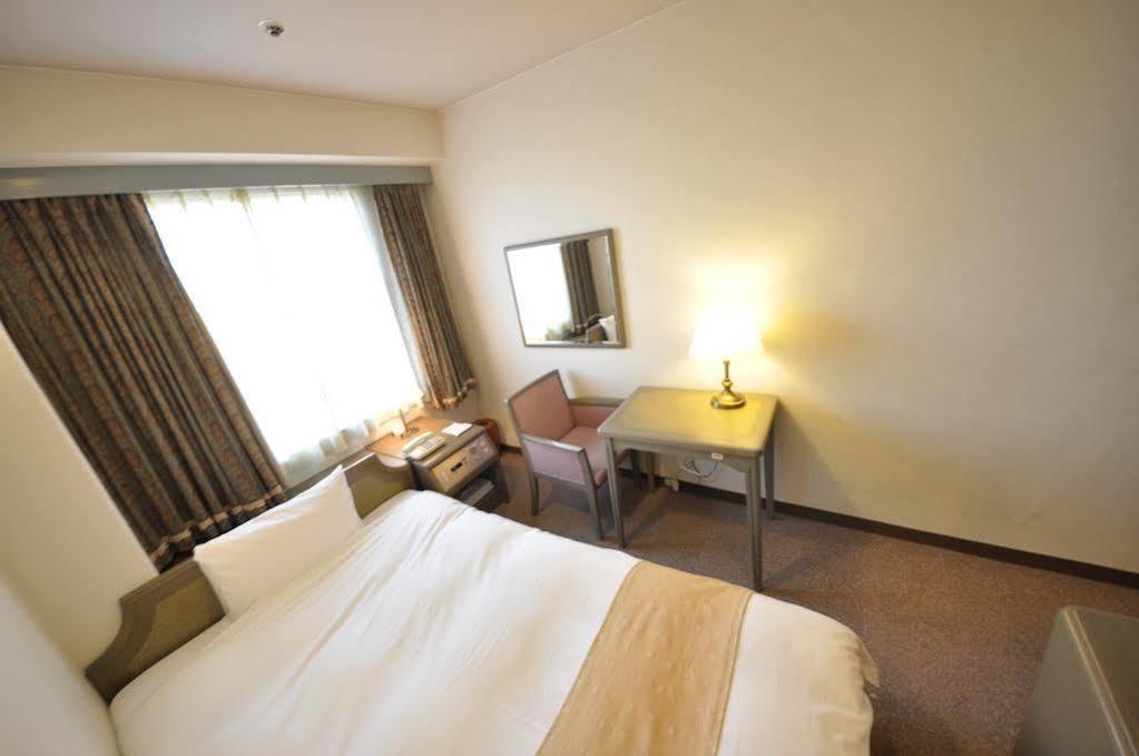 Loisir Hotel Yokkaichi Esterno foto